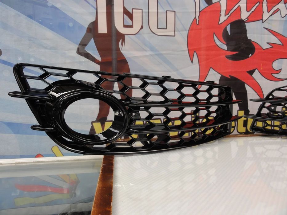 Grelhas faróis nevoeiro Audi A4 B8 08-11 RS LOOK preto brilhante (para-choques sline e S4)