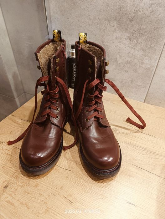 Trapery firmy BDX Fooywear