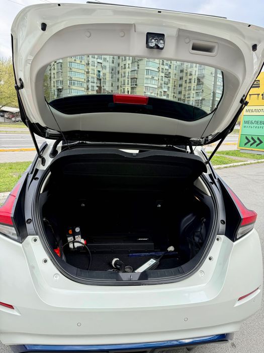 Продам своє авто Nissan Leaf 2 40кВт