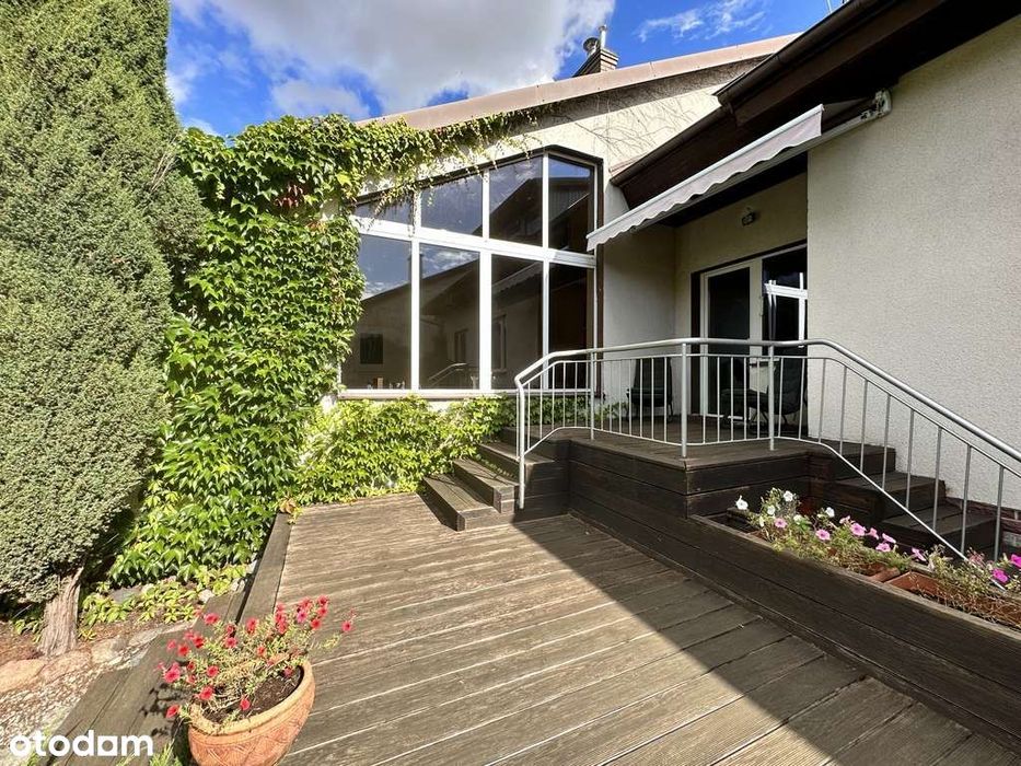 Przestronny dom w świetnej lokalizacji