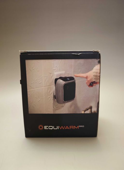 Grzejnik elektryczny Equiwarm ścienny 800W