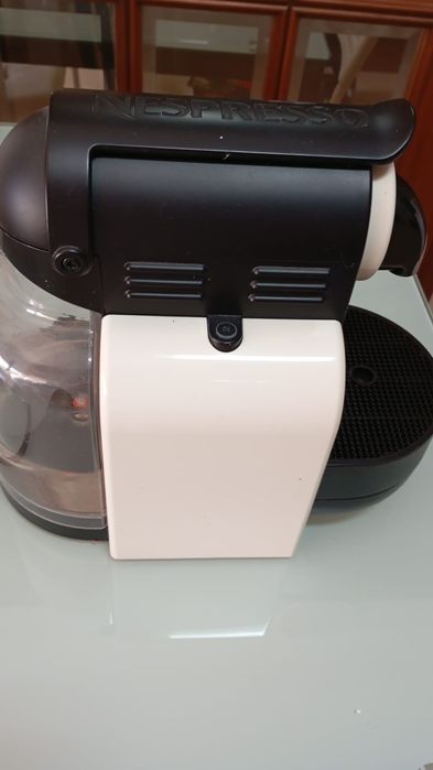 Máquina café Nespresso