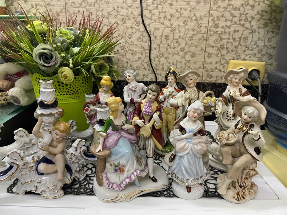 Коллекции дамы и кавалеры ,дедушки и бабушки.маленькие детки