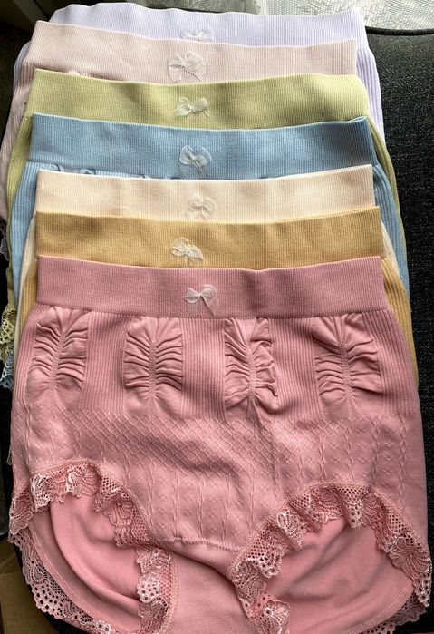 Cuecas Clássicas de Mulher novas (embalagem 7 pares, tamanho até XL)