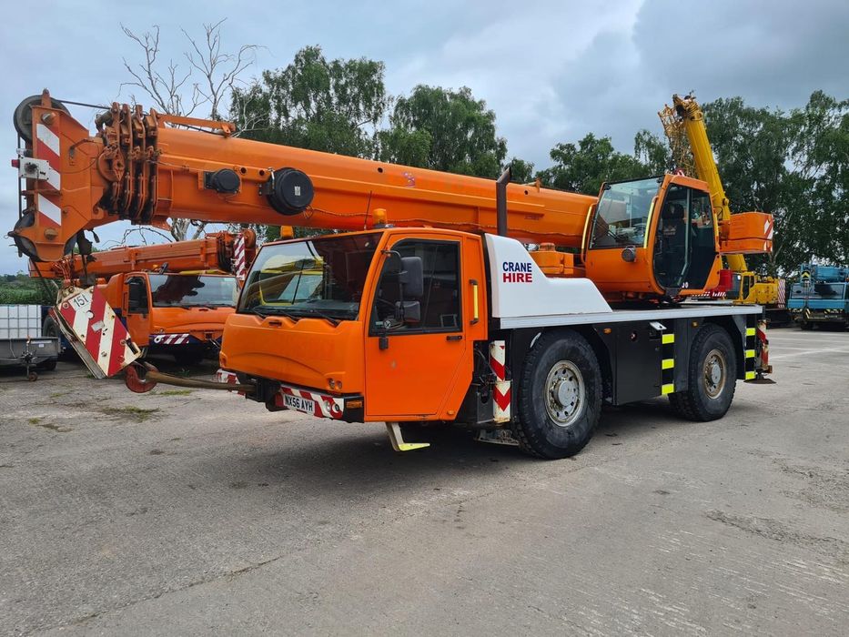 Послуги оренда Автокрана 35 тон 45 метрів