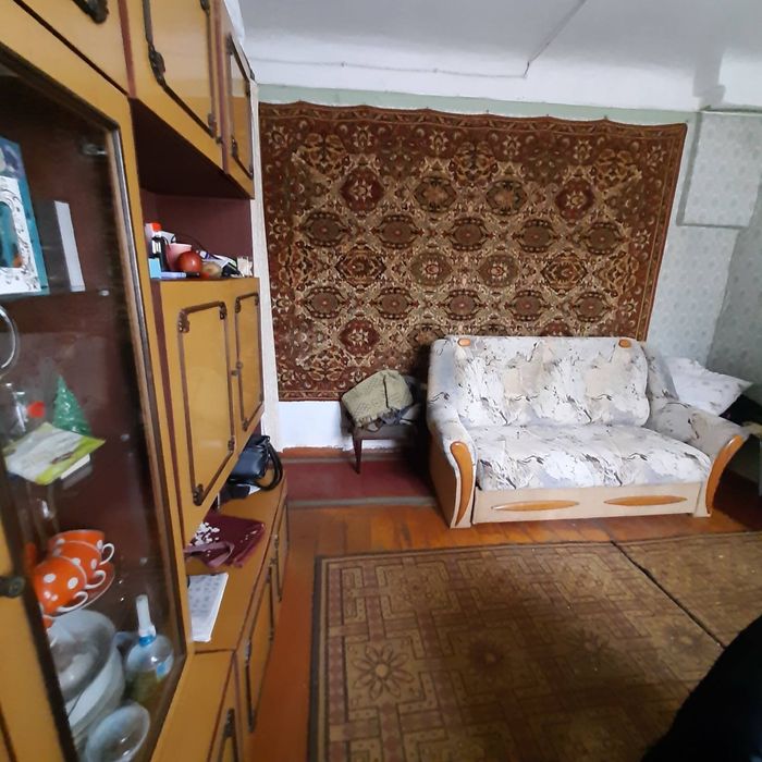 Срочно продам 3-к на землі в центрі під бізнес
