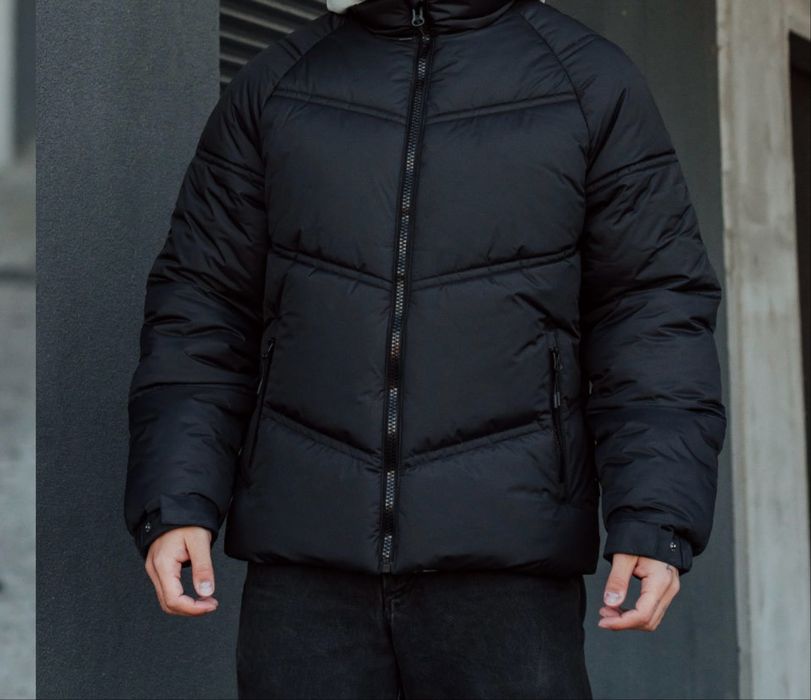 Продам зимову куртку