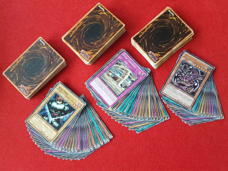 Cartas YU-GI-OH + Dossier
