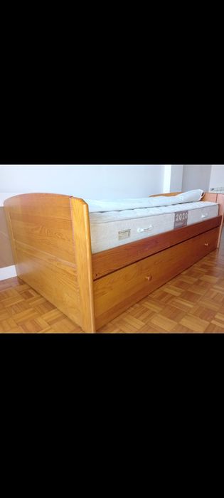 Cama dupla c/ oferta estúdio completo