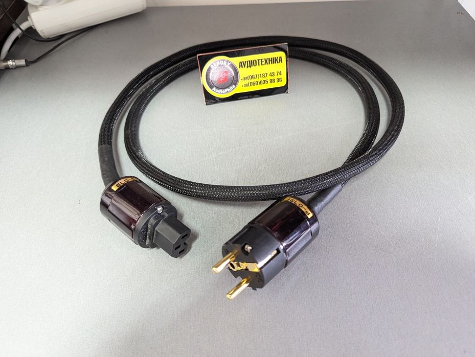 Для усилителей Кабель  коаксиальный, XLR/RCA