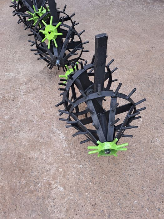 Окучник, Міжрядний культиватор, Пропольник, Підгортувач, Йожики, Їжаки