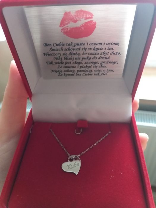 Srebrny naszyjnik z grawerunkiem