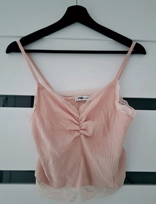 Top prążek z elementami koronki New Yorker pudrowy róż 38 M