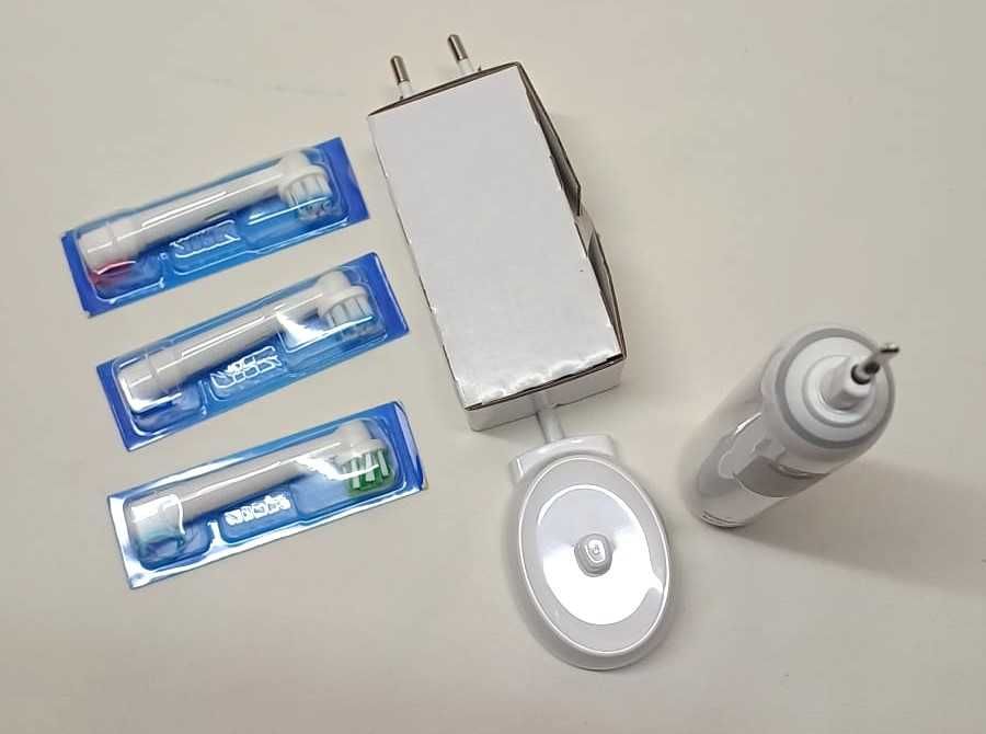 Szczoteczka elektryczna Oral-B PRO 3 3000 Sensitive Clean