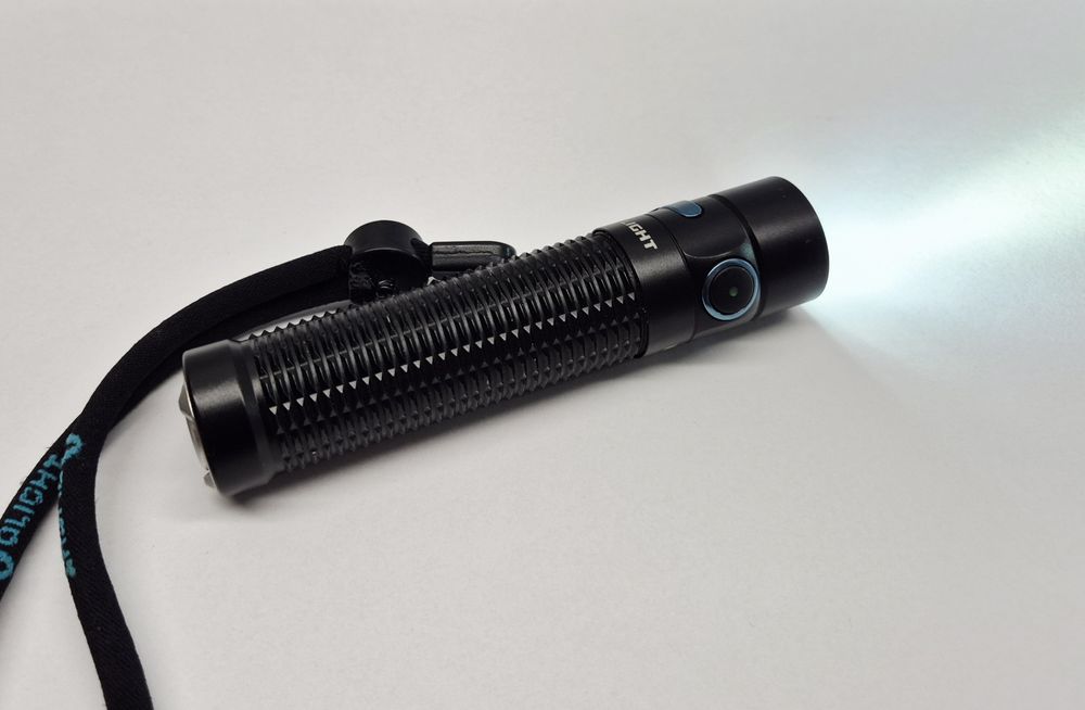 Latarka OLIGHT WARRIOR MINI, Komis Jasło Czackiego