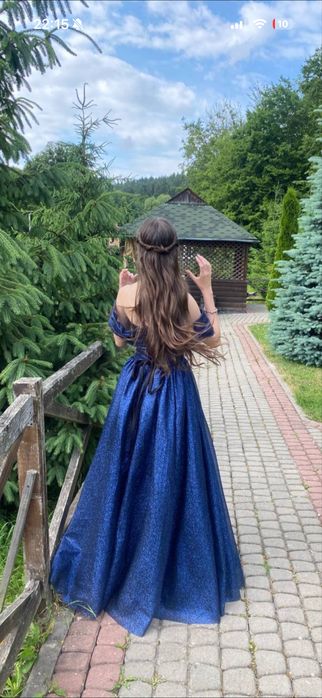 Випускна / вечірня сукня темно-синя з блиском