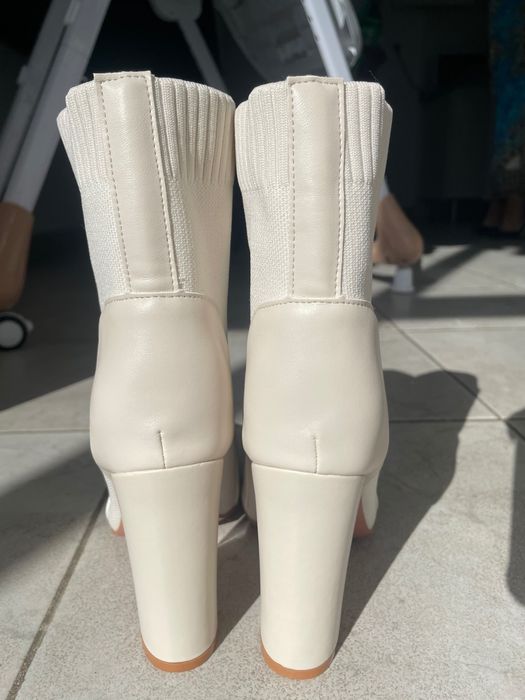 Beige Boots New size 39 (never used)