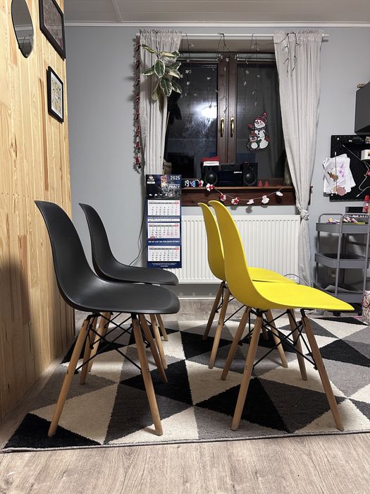 Krzesla skandynawskie plastikowe nogi debowe 8 sztuk