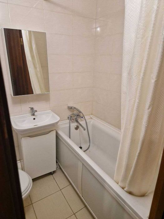 Аренда сдам 2х комнатную квартиру на П Поле/Алексееевке 5000 + ку