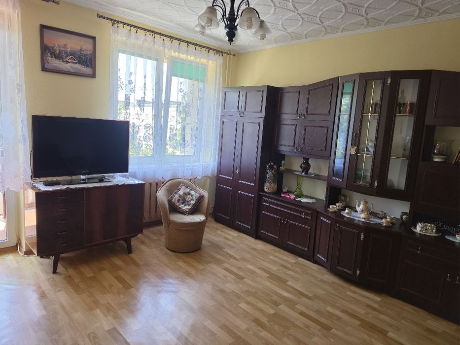 DUŻA kawalerka - 39m² z BALKONEM -  Dąbrowa Górnicza / dzielnica Gołonóg.