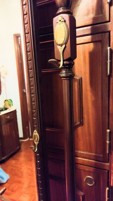 Móvel antigo bengaleiro madeira com espelho – móvel entrada clássico