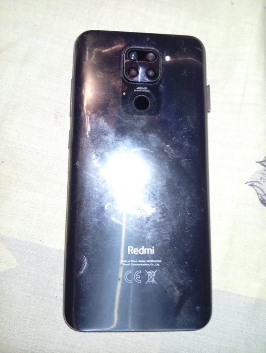 Продам телефон redmi робочий