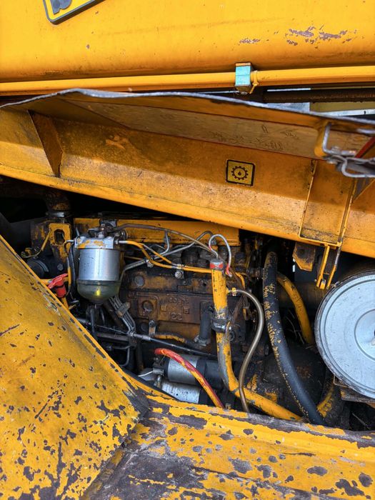 Sprzedam ładowarke JCB 525