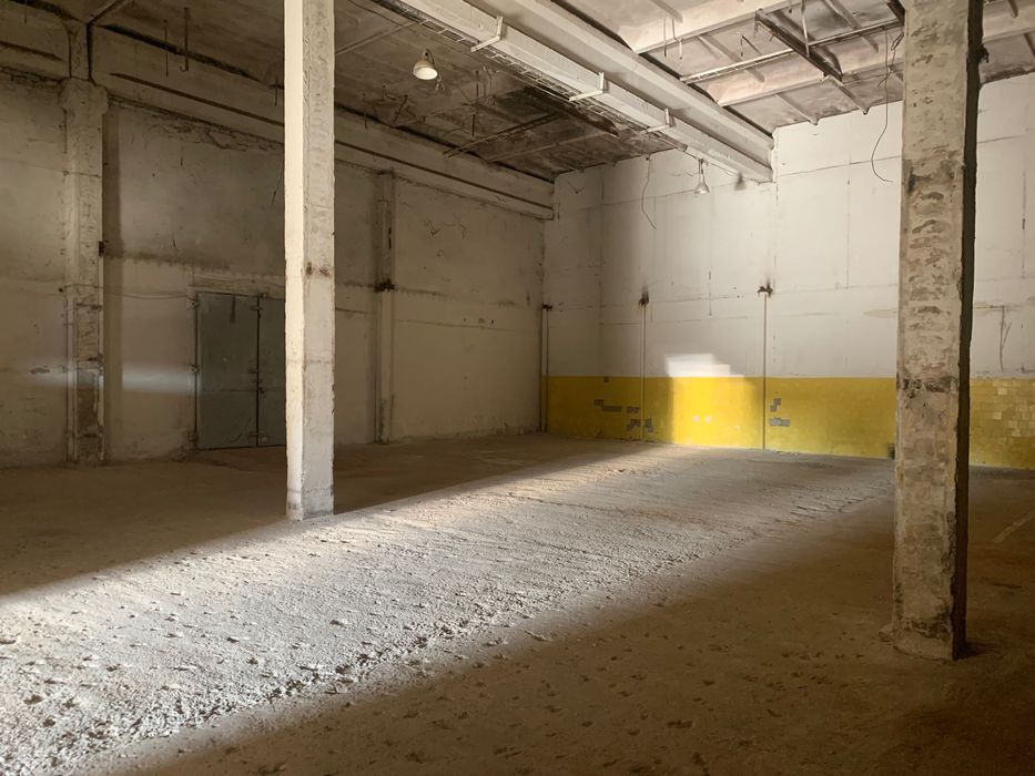 Оренда складу з рампою від власника