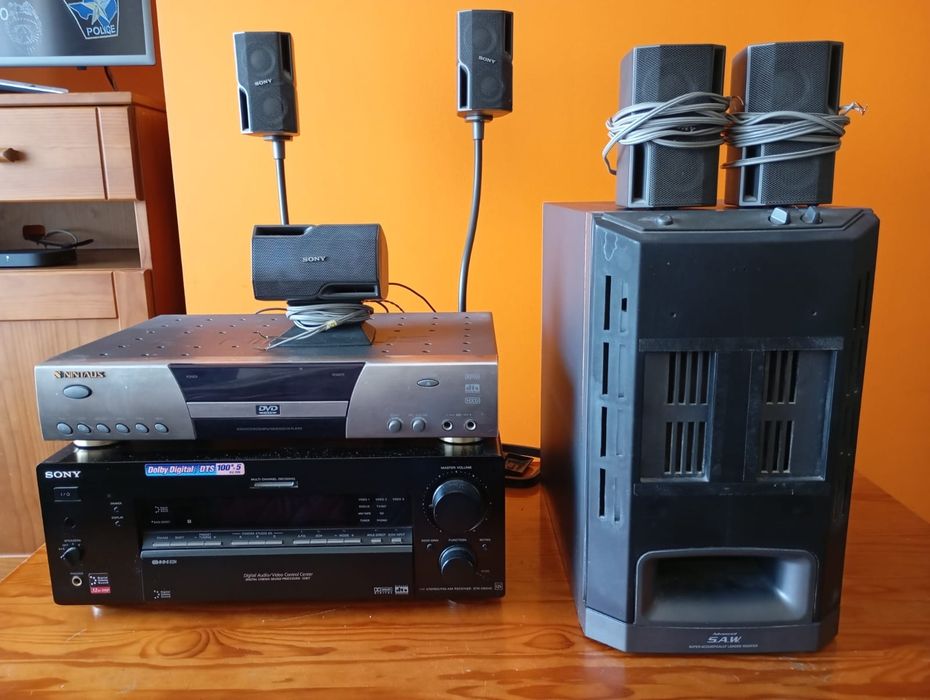 Vendo sistema de som completo.  300 €