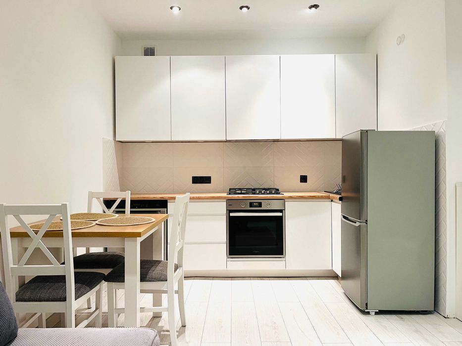 38 m², 2 pokoje, balkon, umeblowane – centrum Rawicza, od zaraz