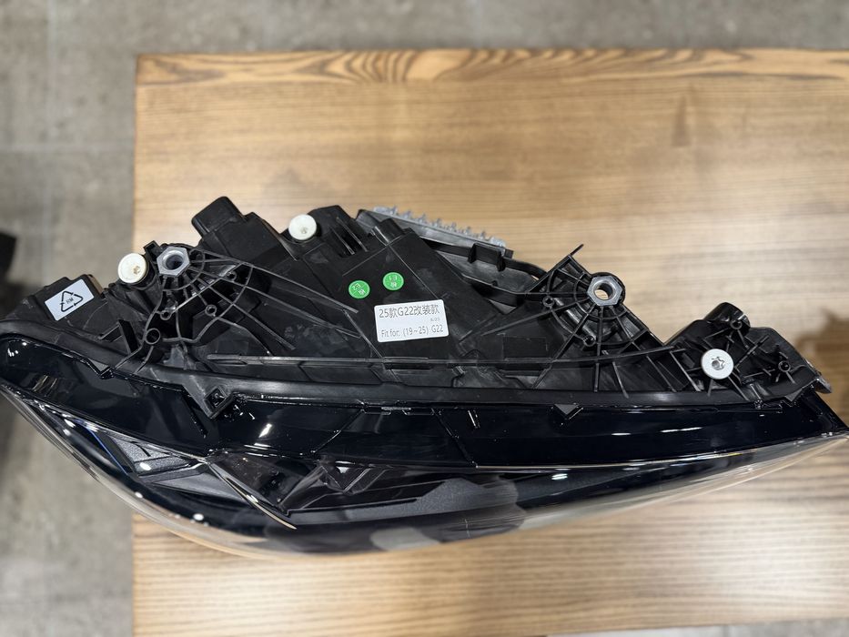 Фары рестайлинг BMW G22 G23 G26 Shadow LED M4 G82 G83 M3 G80 G81