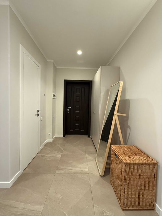 Дизайнерська 2кімн Феодосійський провулок 12, метро Деміївська