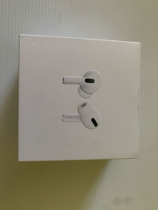 Оригінальні AirPods Pro (з нюансами)
