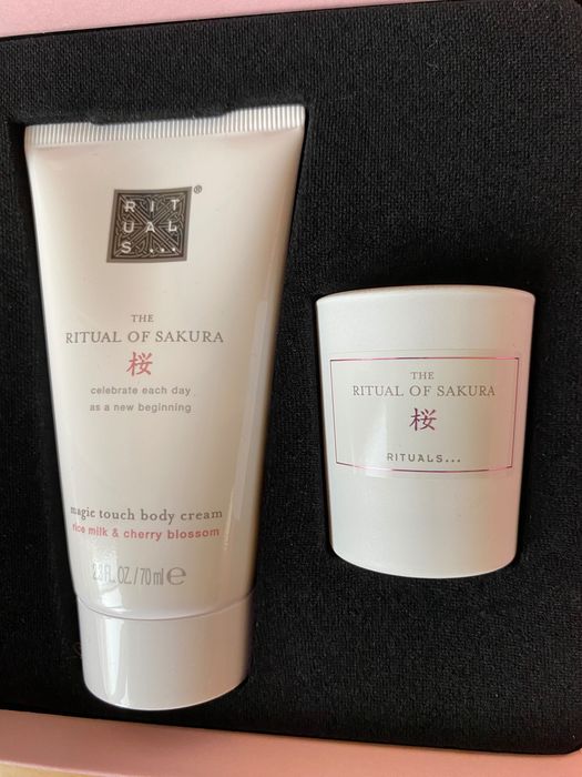 The Ritual of Sakura (Renewing Treat) Coffret - Rituals