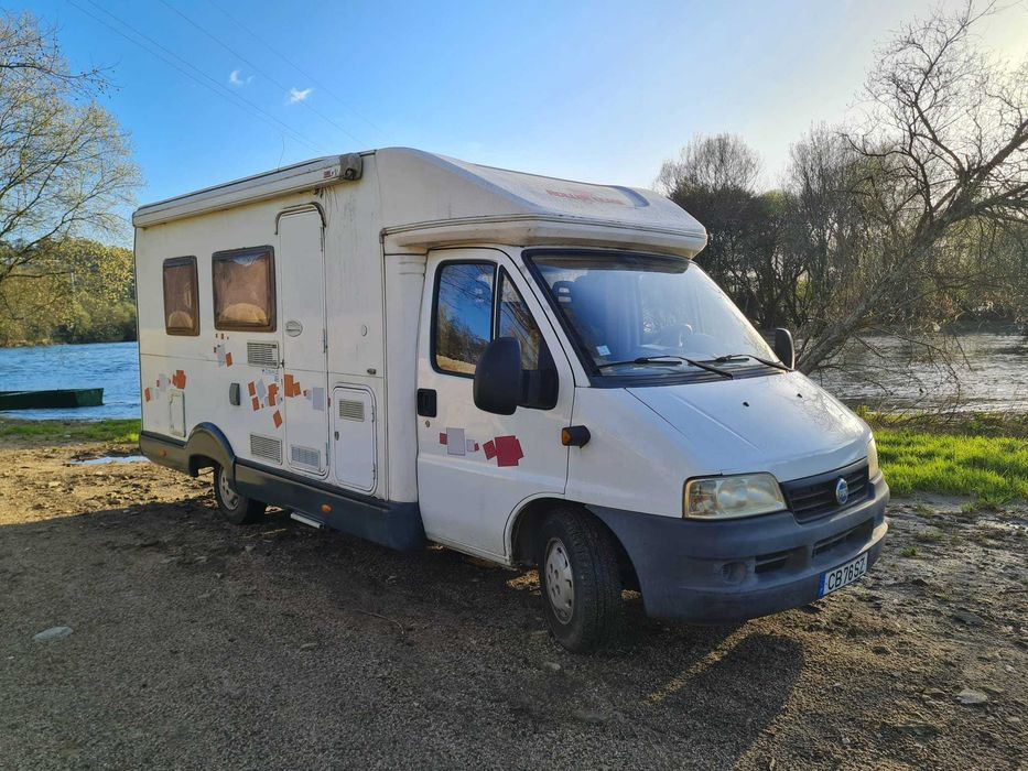 Autocaravana Fiat JTD 2006 c/ 6 lugares