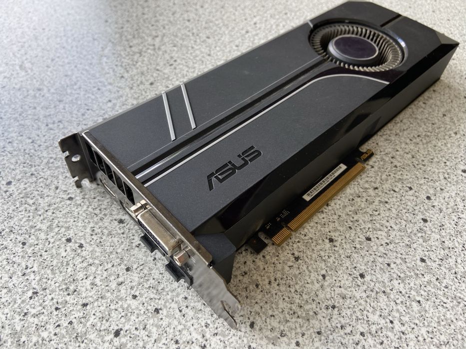 GTX 1080 asus turbo