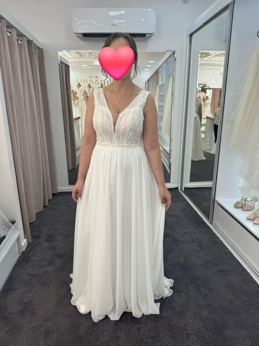 Suknia Ślubna roz. 40 kolekcja 2025 Chassmi