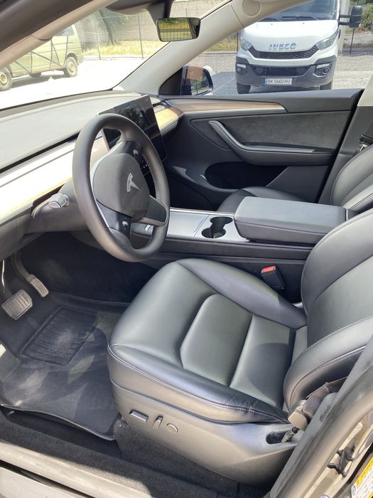 Продам Tesla model Y 2023 82kw long range