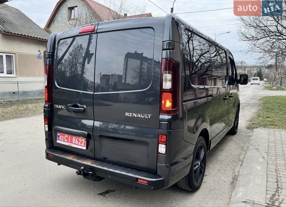 Renault    Trafic