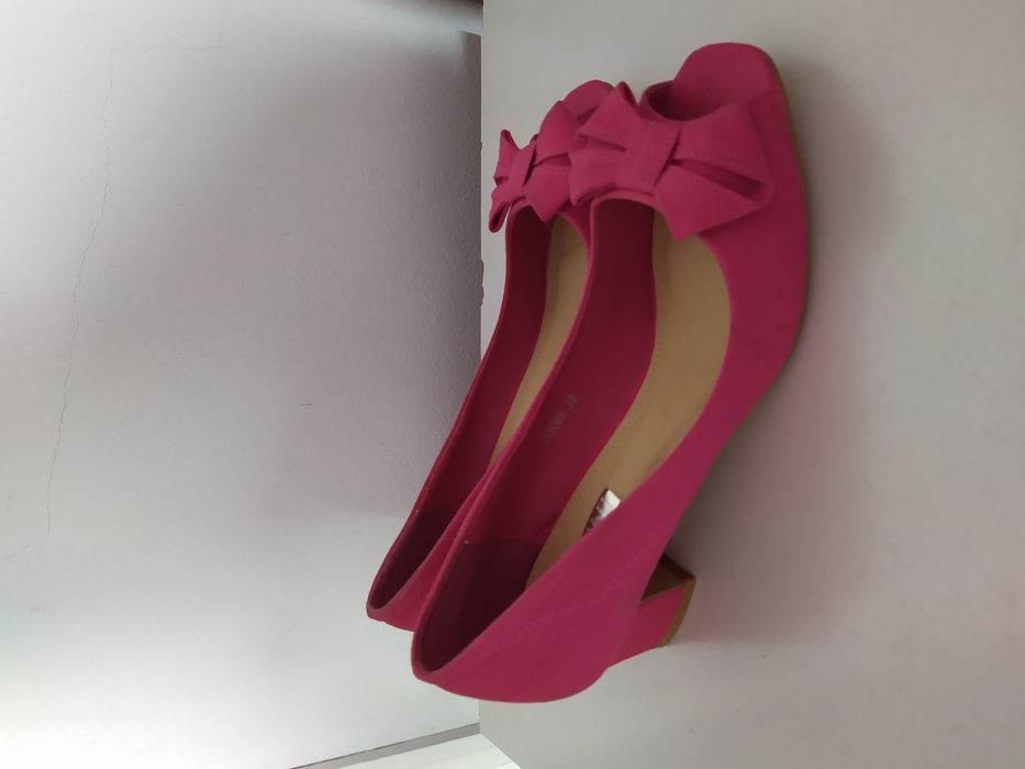 Sapatos 38-39 como novos