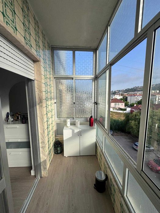 Quarto p/ Casal em Alhandra c casa de banho privativa e marquise