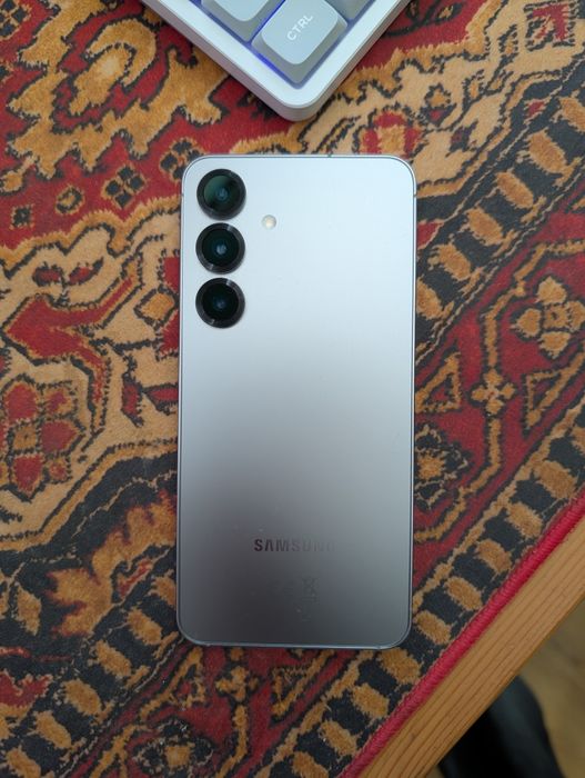 Samsung Galaxy s25 silver shadow 128gb, gw do 2028r, ze sklepu