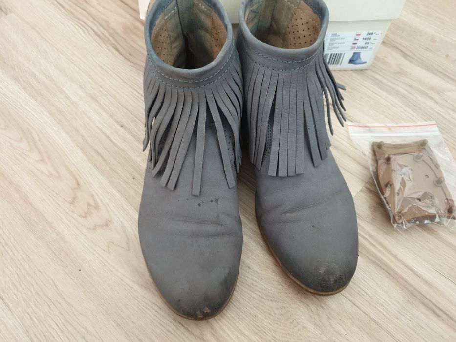 Botki Lasocki r.36 wiosenne jesienne szare z fredzlami