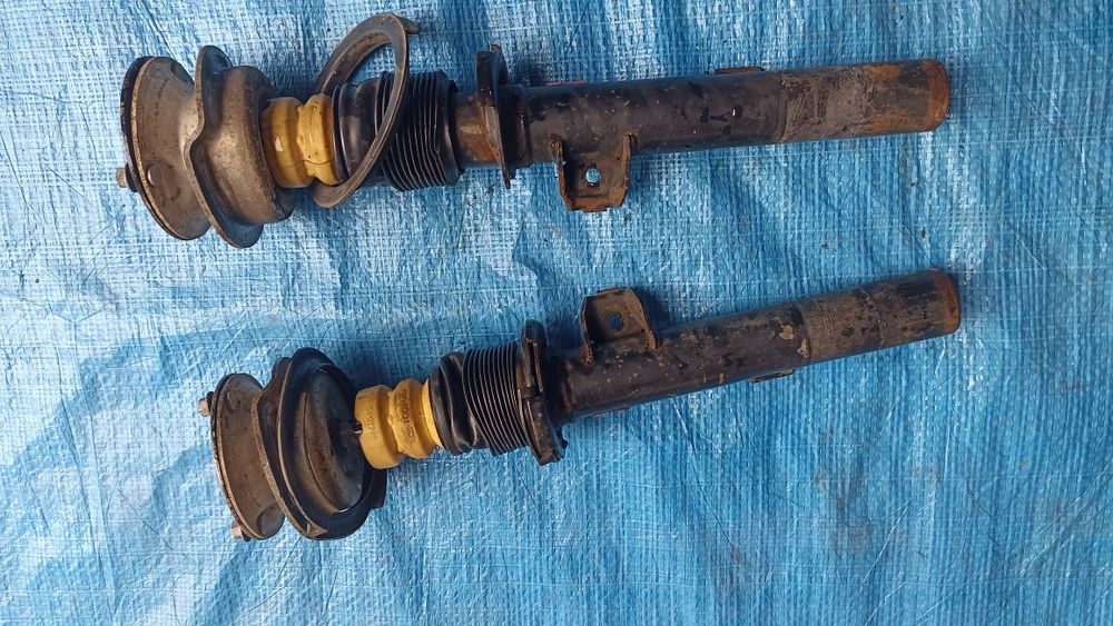 Передні амортизатори BMW 3 E90 E91 E92 E93 2005-2012р. 2.0 D N47