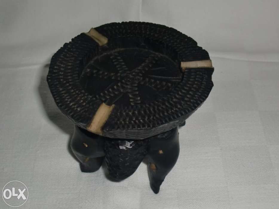 Cinzeiro Pau Preto Arte Africana