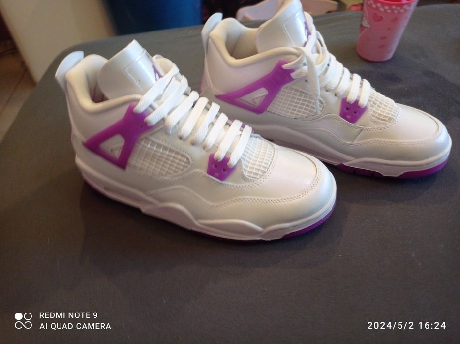 Jordan 4 Retro Hyper Violet R 39
