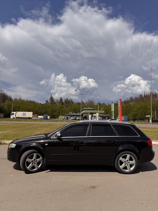 Авто Audi A4 avant