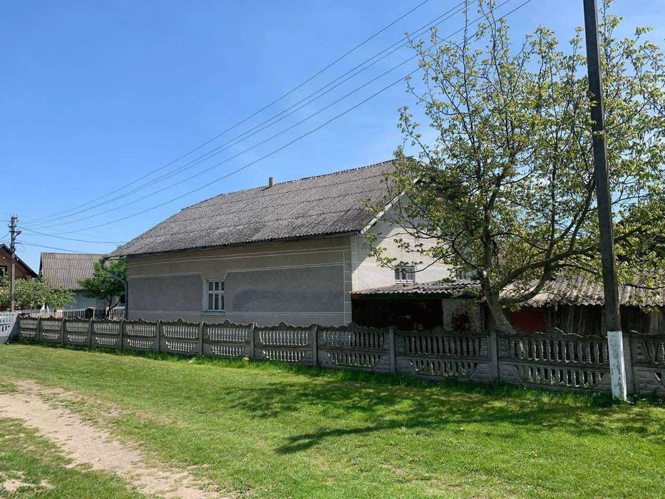 Продається будинок в с.Мединя Івано-Франківського району