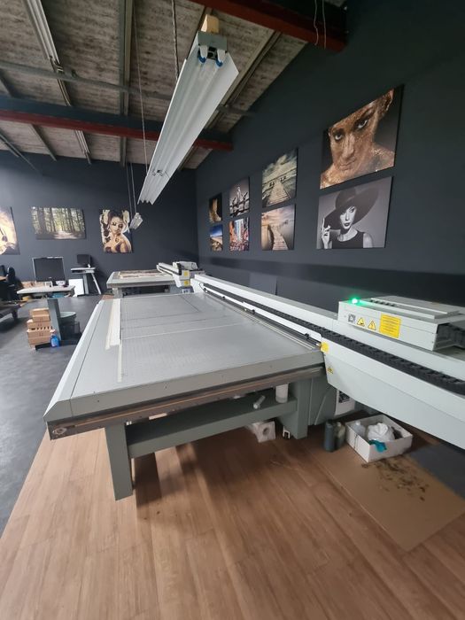 Canon OCE Arizona 550, швидкий планшетний  УФ принтер