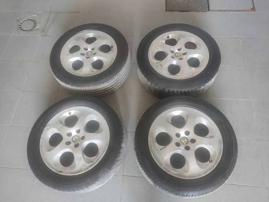 Jantes Alfa Romeo com pneus